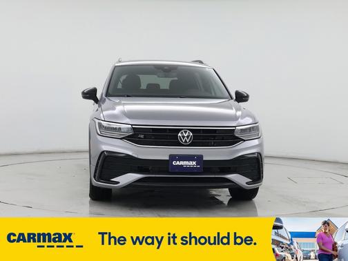 2022 Volkswagen Tiguan SE R-Line Black