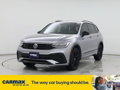 2022 Volkswagen Tiguan SE R-Line Black