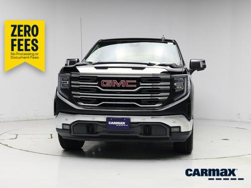 Black 2022 GMC Sierra 1500 SLT