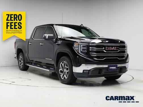 Black 2022 GMC Sierra 1500 SLT