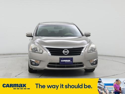 2015 Nissan Altima SV