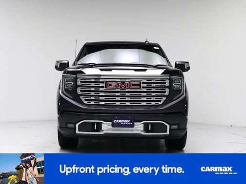Gray 2024 GMC Sierra 1500 Denali