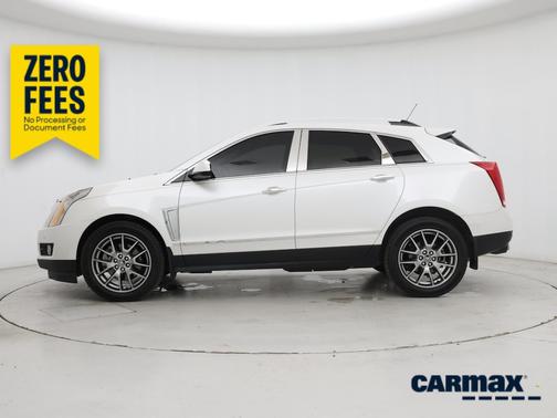 White 2015 Cadillac SRX Premium