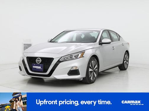 2022 Nissan Altima SV