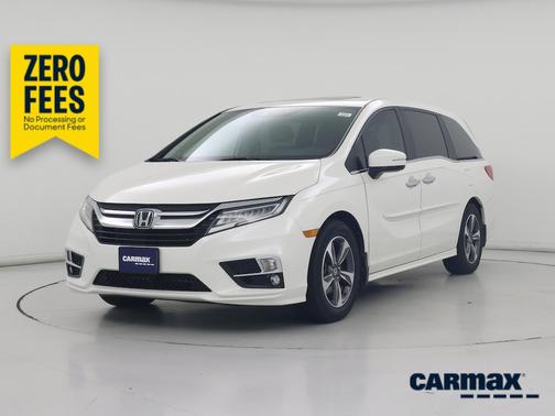 White 2019 Honda Odyssey Touring