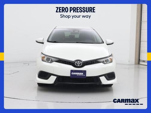 White 2017 Toyota Corolla iM