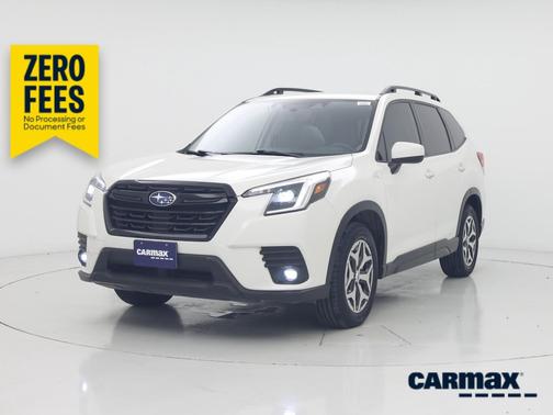 White 2024 Subaru Forester Premium