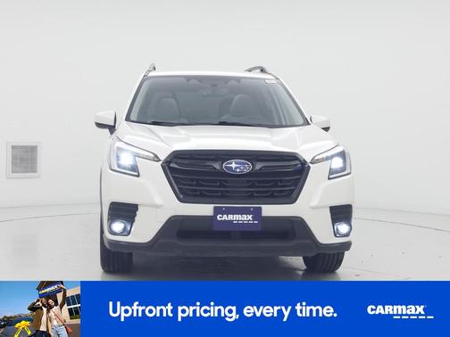 White 2024 Subaru Forester Premium