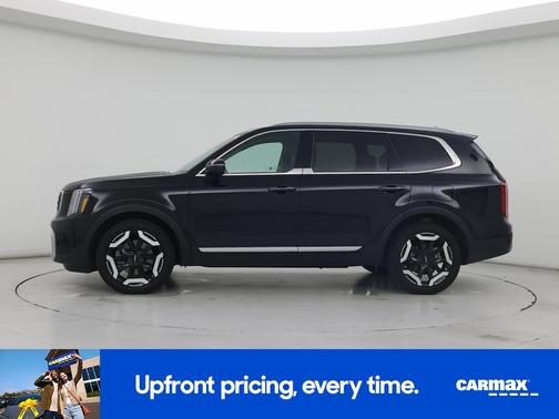 Black 2024 Kia Telluride S