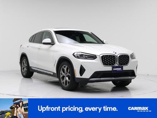 White 2022 BMW X4 XDrive30i