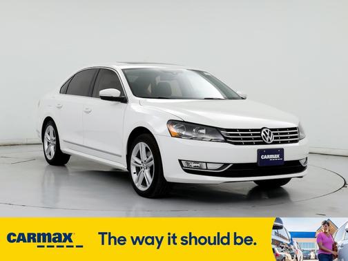 2014 Volkswagen Passat SEL