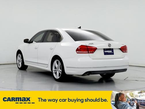 2014 Volkswagen Passat SEL