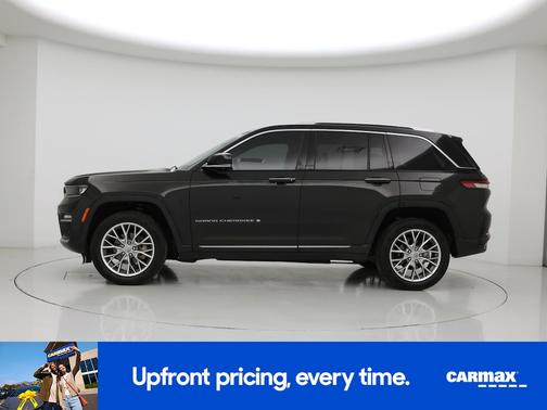 Black 2023 Jeep Grand Cherokee Summit