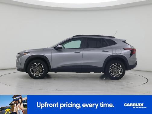 Gray 2025 Chevrolet Trax LT