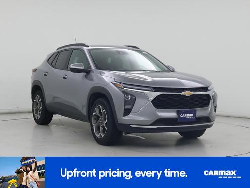 Gray 2025 Chevrolet Trax LT