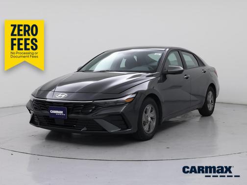 Gray 2025 Hyundai ELANTRA SE