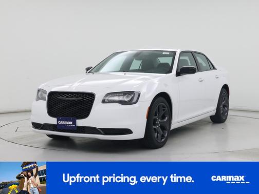 2023 Chrysler 300 Touring