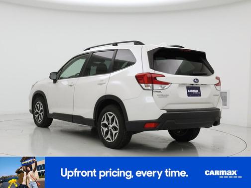 White 2021 Subaru Forester Premium