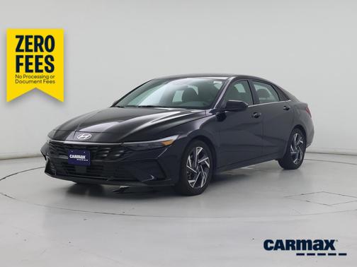 Black 2024 Hyundai ELANTRA SEL
