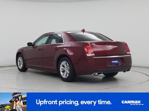 2022 Chrysler 300 Touring