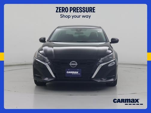 Black 2025 Nissan Altima SV