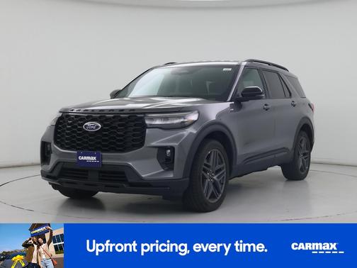 Gray 2025 Ford Explorer ST-Line