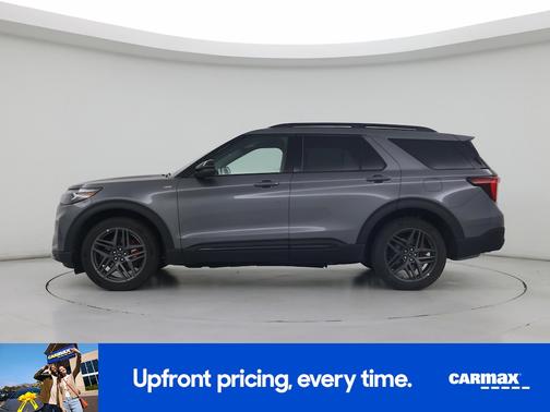 Gray 2025 Ford Explorer ST-Line