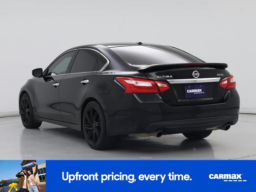 Black 2016 Nissan Altima SL