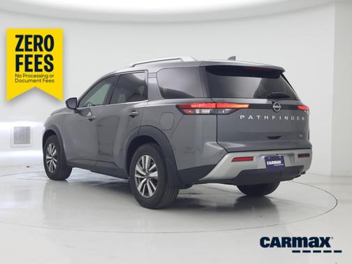 Gray 2022 Nissan Pathfinder SL