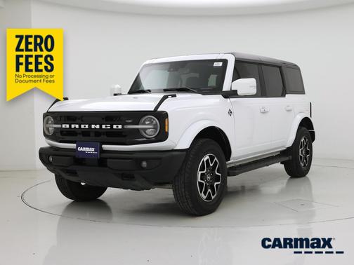 White 2024 Ford Bronco Outer Banks