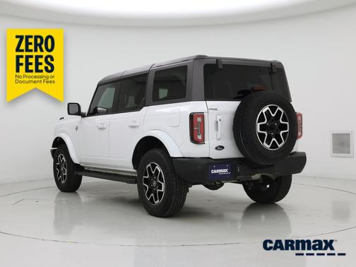 White 2024 Ford Bronco Outer Banks