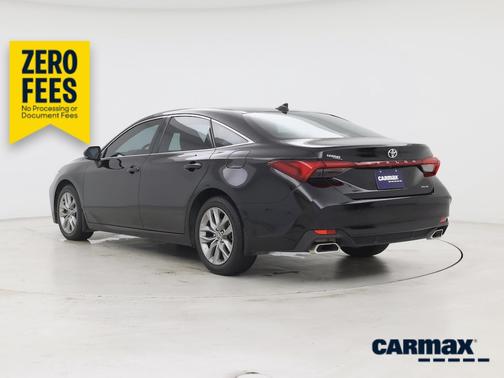 Black 2022 Toyota Avalon XLE