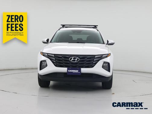 White 2023 Hyundai TUCSON SEL