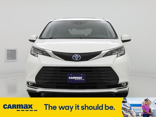 2021 Toyota Sienna XLE