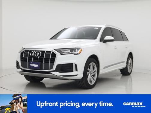 White 2023 Audi Q7 Premium