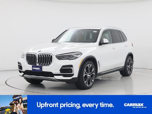 White 2022 BMW X5 sDrive40i