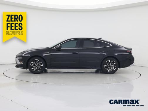 Black 2025 Hyundai SONATA SE