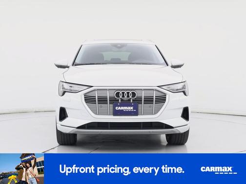 2019 Audi e-tron Prestige