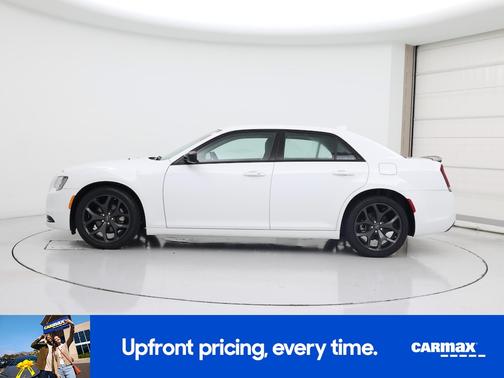 2023 Chrysler 300 Touring