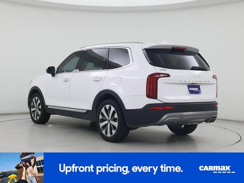 White 2022 Kia Telluride S