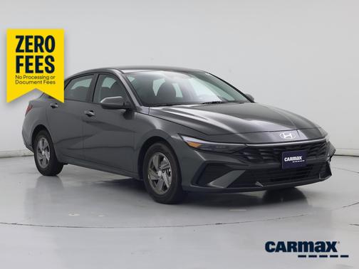 Gray 2025 Hyundai ELANTRA SE
