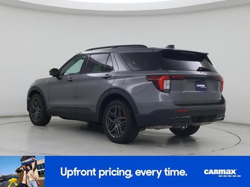 Gray 2025 Ford Explorer ST-Line