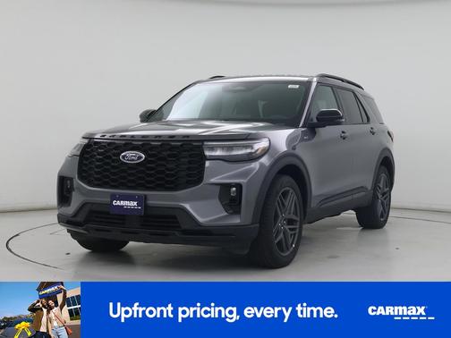 Gray 2025 Ford Explorer ST-Line
