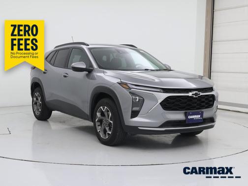 Gray 2025 Chevrolet Trax LT