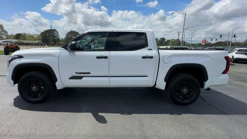 Ice Cap 2024 Toyota Tundra SR5