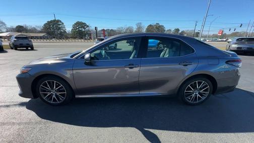 2021 Toyota Camry XLE