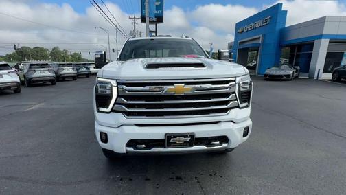 Summit White 2025 Chevrolet Silverado 2500 High Country