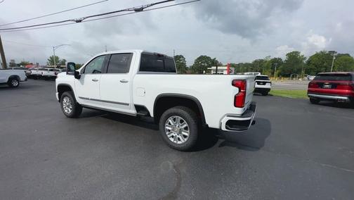 2025 Chevrolet Silverado 2500 High Country
