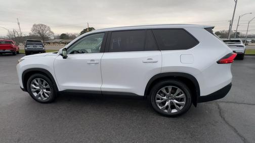 2024 Toyota Grand Highlander XLE