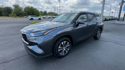 2024 Toyota Highlander XLE
